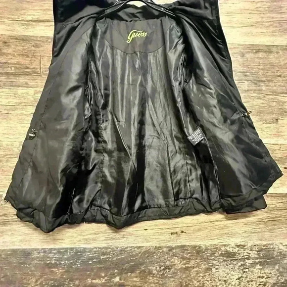Guess Black Quilted Puffer Jacket - Picture 3 of 7